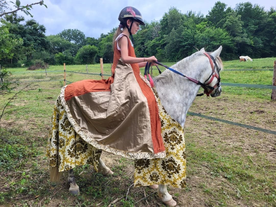 Chevalerie à cheval, exemple de surprise du 3e samedi